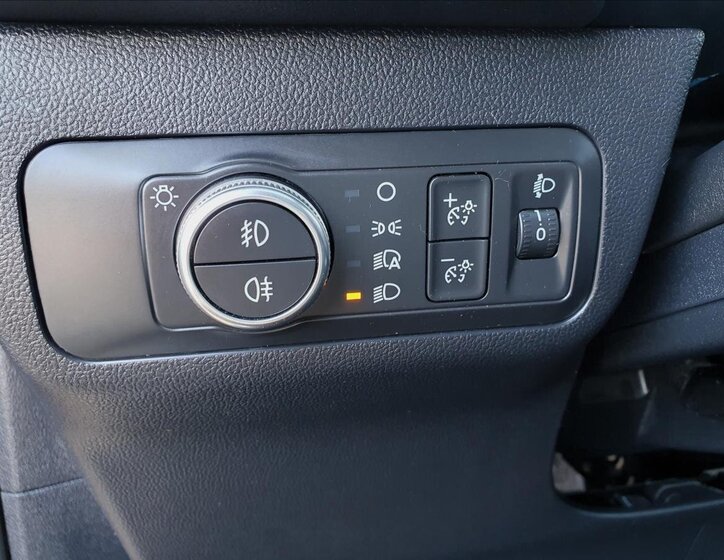 Ford Kuga SUV 1,5 l 88 kw