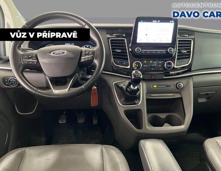 Ford Tourneo Custom Kombi 2,0 l 125 kw