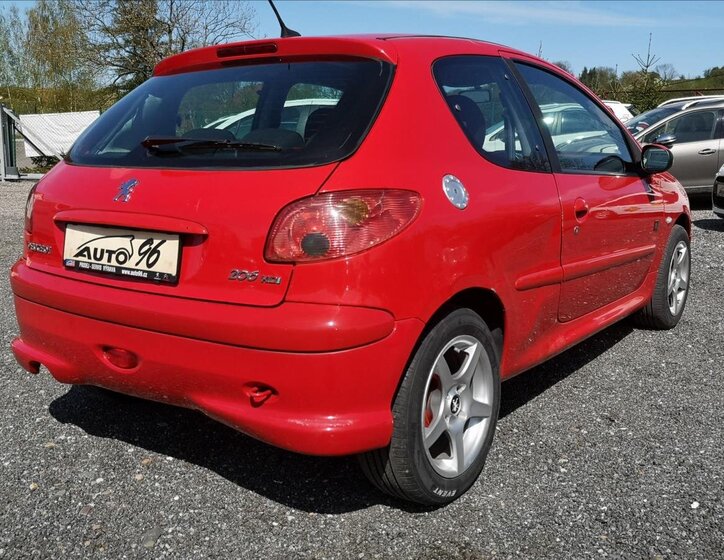 Peugeot 206 Hatchback 1,4 l 50 kw
