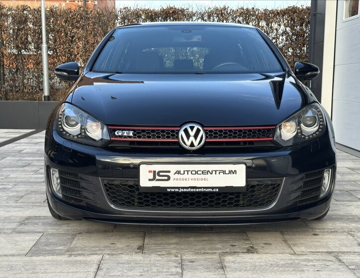 Volkswagen Golf Hatchback 2,0 l 155 kw