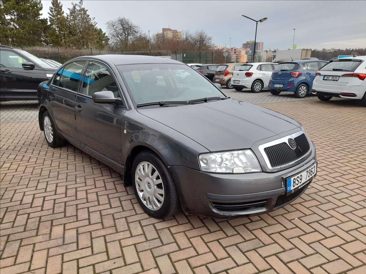 Škoda Superb Sedan / Limuzína 1,9 l 74 kw