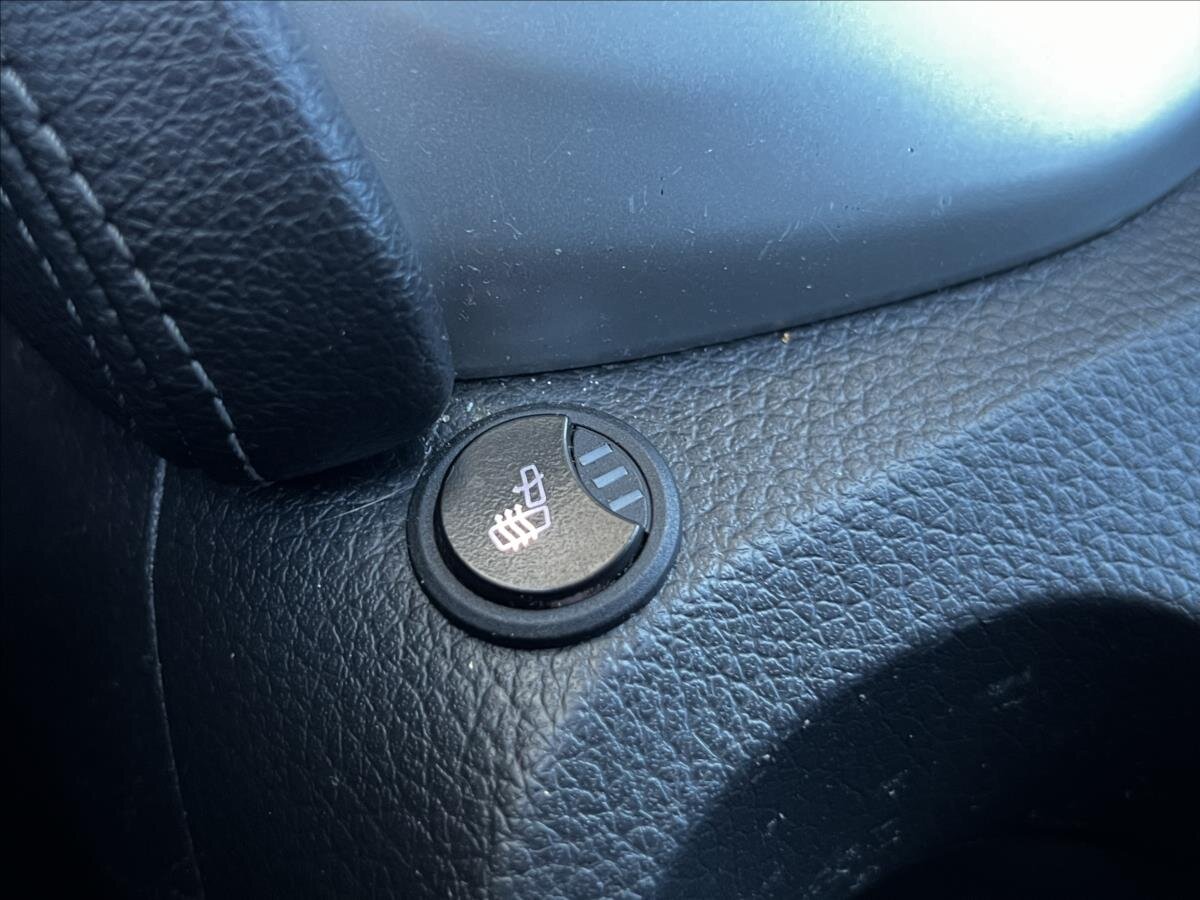 Nissan Qashqai SUV / Terénní 1,2 l 85 kw