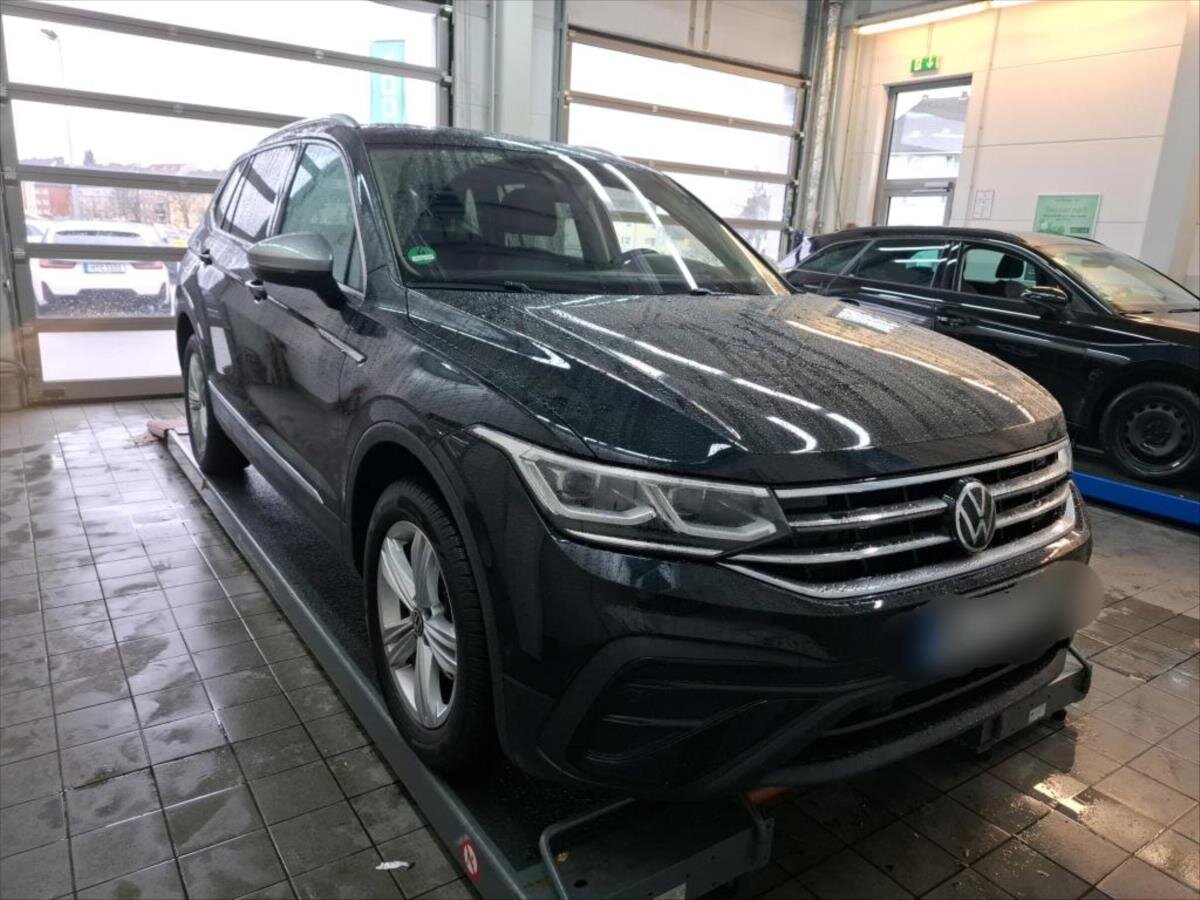 Volkswagen Tiguan Allspace SUV / Terénní 2,0 l 110 kw
