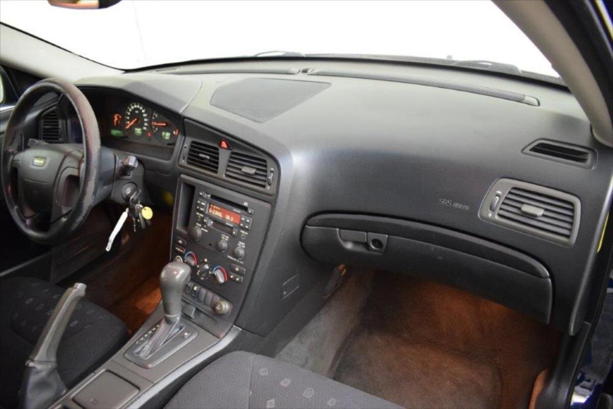 Volvo V70 Kombi 2,4 l 125 kw