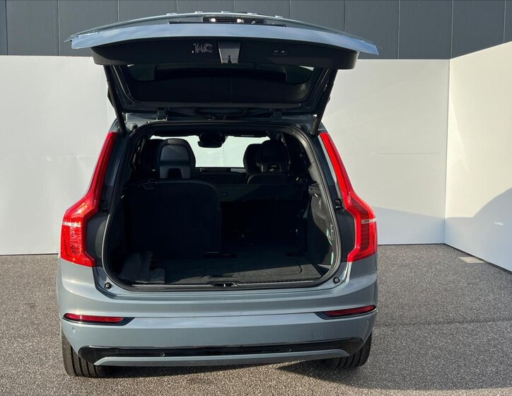 Volvo XC90 SUV 2,0 l 173 kw