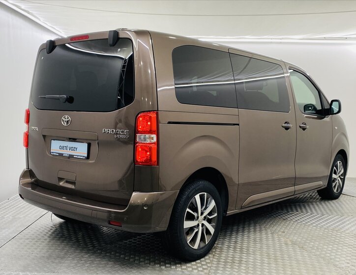 Toyota ProAce 2