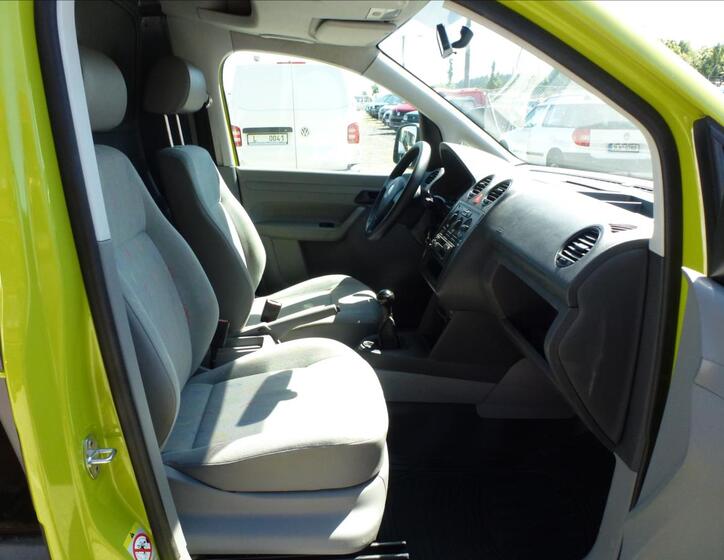 Volkswagen Caddy 24