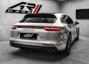 Porsche Panamera 6