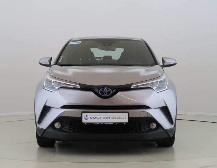 Toyota C-HR SUV / Terénní 1,8 l 72 kw