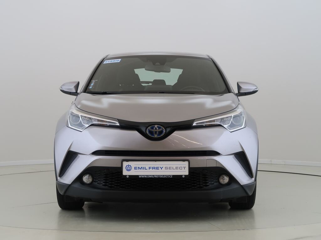 Toyota C-HR SUV / Terénní 1,8 l 72 kw