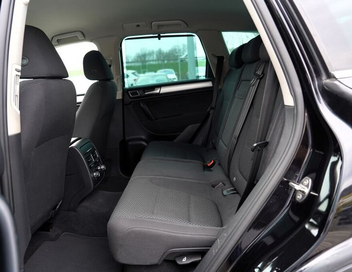 Volkswagen Touareg SUV / Terénní 3,0 l 176 kw