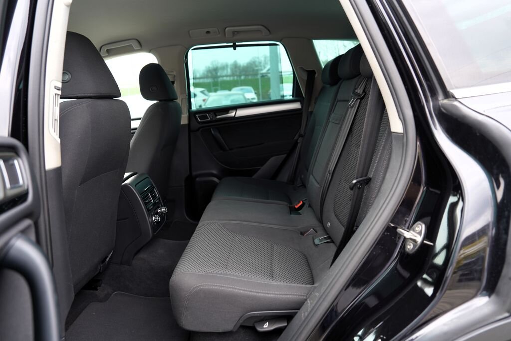 Volkswagen Touareg SUV / Terénní 3,0 l 176 kw