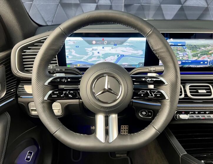 Mercedes-Benz GLS 12