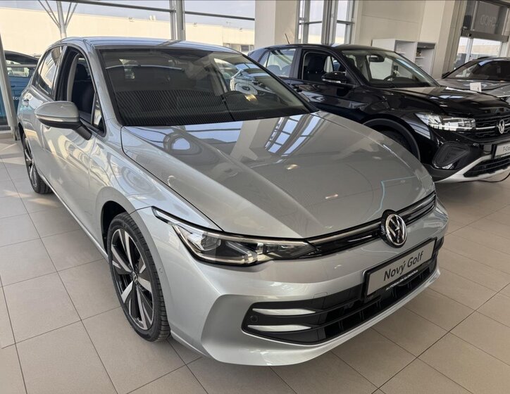 Volkswagen Golf Hatchback 1,5 l 150 kw