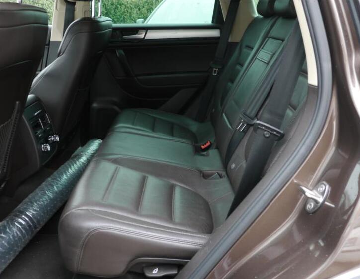Volkswagen Touareg 12
