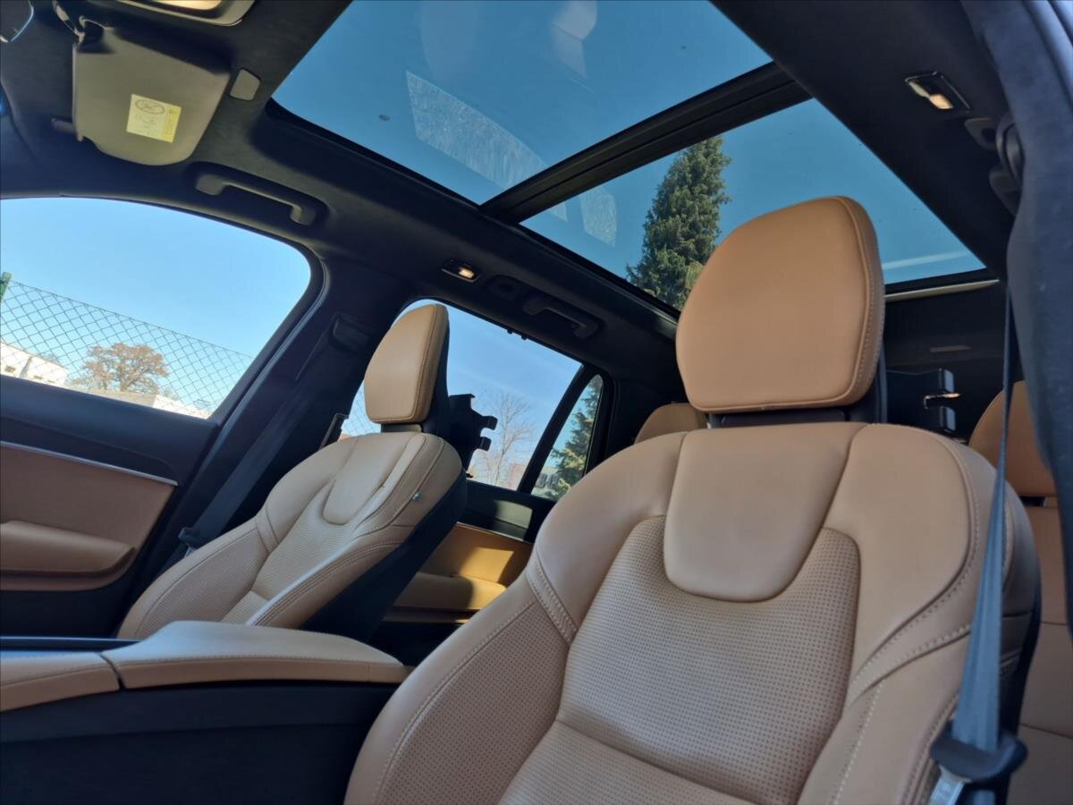 Volvo XC90 Ostatní 2,0 l 228 kw