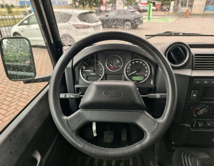 Land Rover Defender Ostatní 2,2 l 90 kw