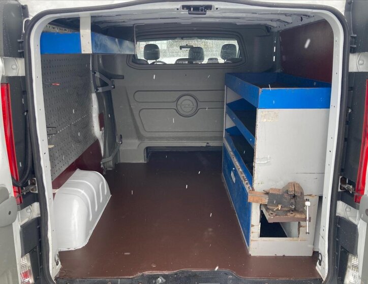 Opel Vivaro 5