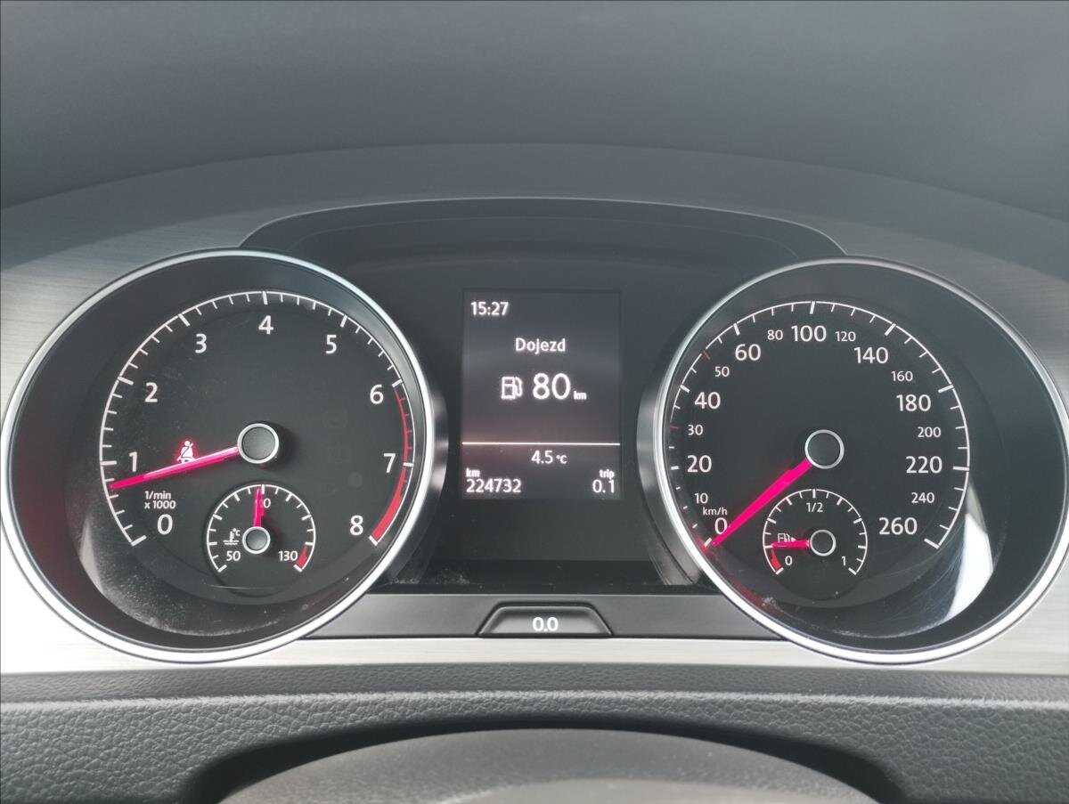 Volkswagen Golf Hatchback 1,2 l 63 kw