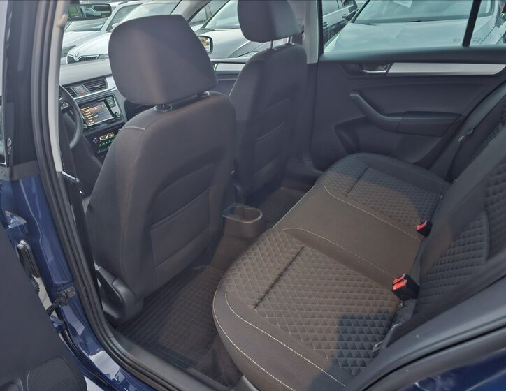 Škoda Rapid Hatchback 999,0 81 kw