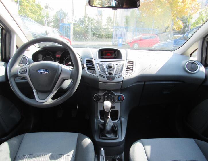 Ford Fiesta 11