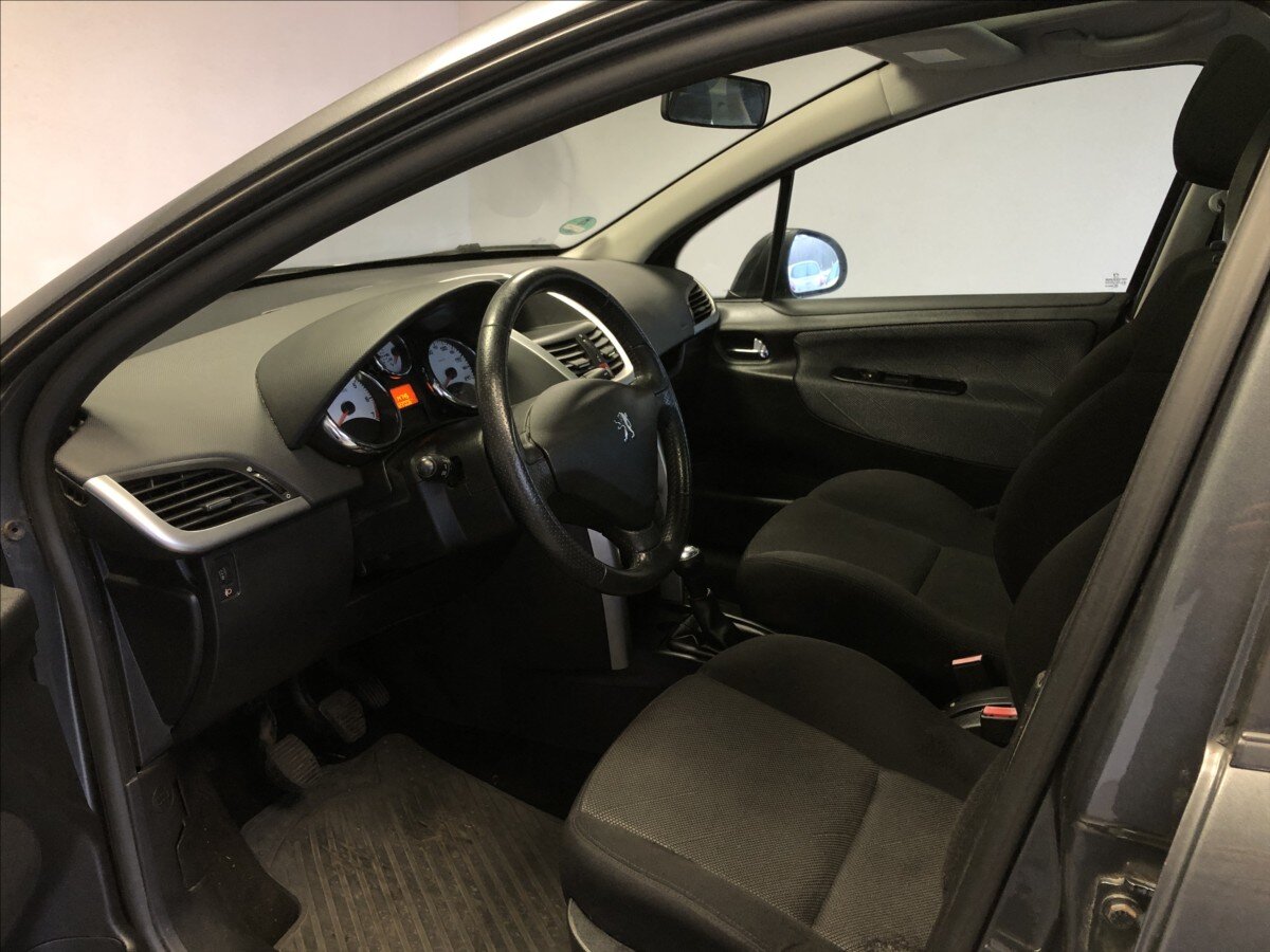 Peugeot 207 Kombi 1,4 l 70 kw