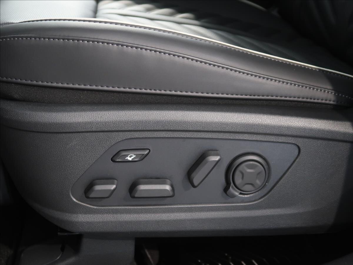 KIA Sorento SUV / Terénní 2,2 l 142 kw