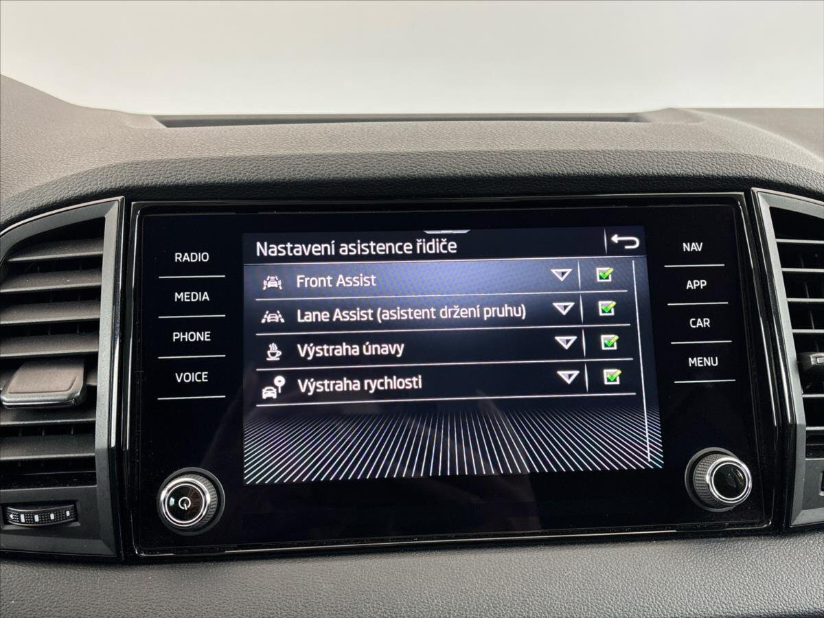 Škoda Karoq SUV / Terénní 1,5 l 110 kw