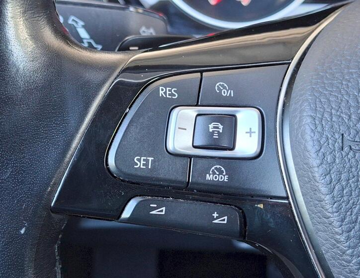 Volkswagen Touran 28