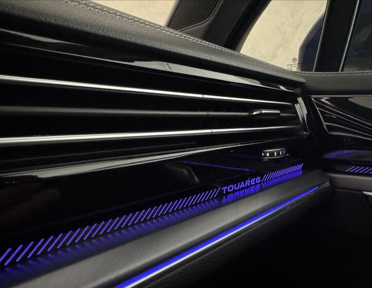 Volkswagen Touareg SUV / Terénní 3,0 l 170 kw