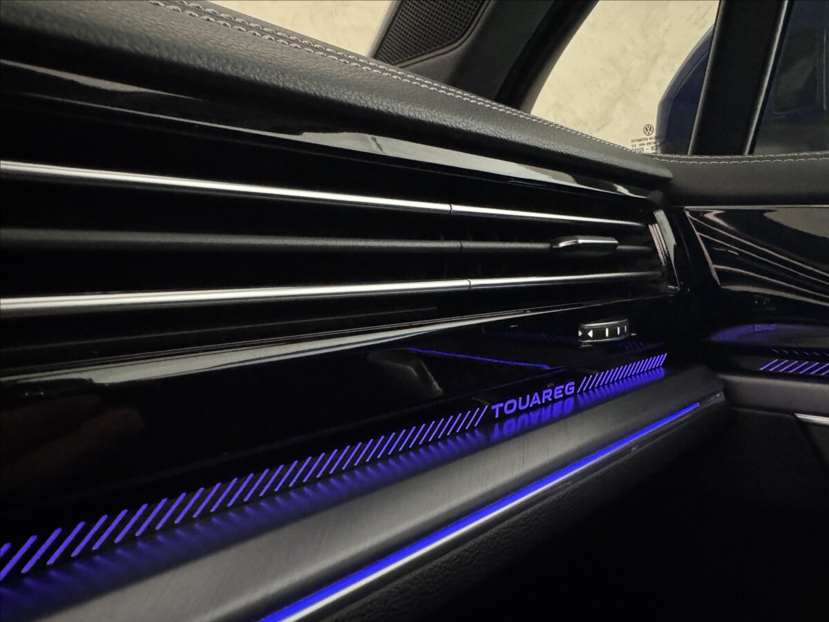 Volkswagen Touareg SUV / Terénní 3,0 l 170 kw