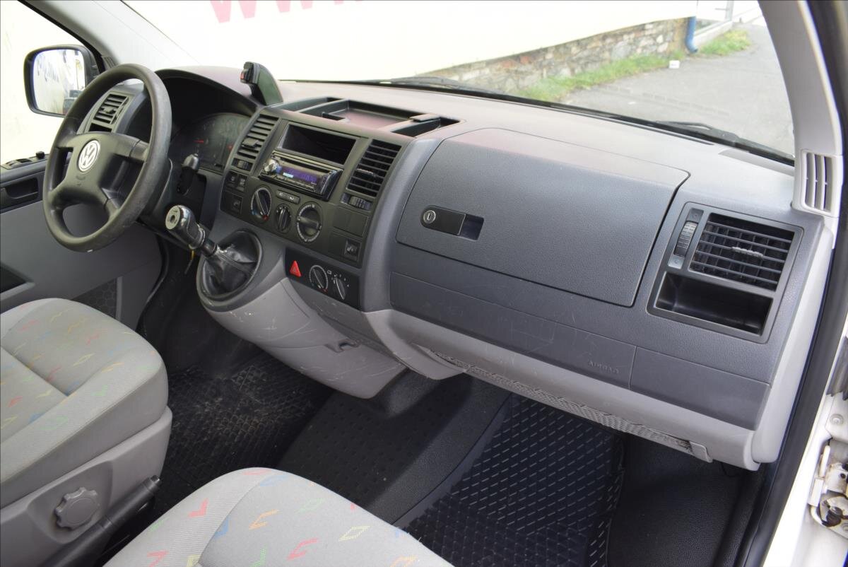Volkswagen Transporter Ostatní 2,5 l 96 kw