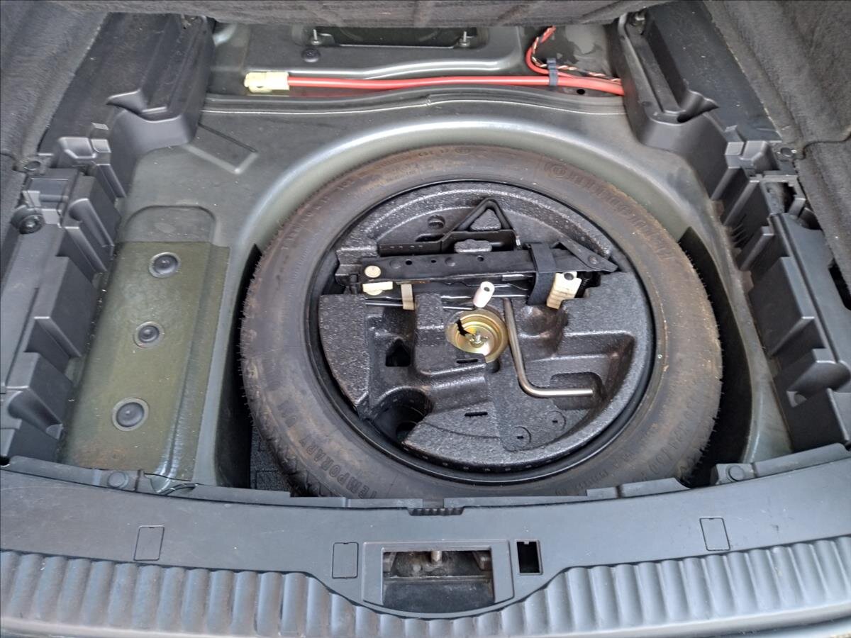 BMW Řada 5 Kombi 2,5 l 130 kw