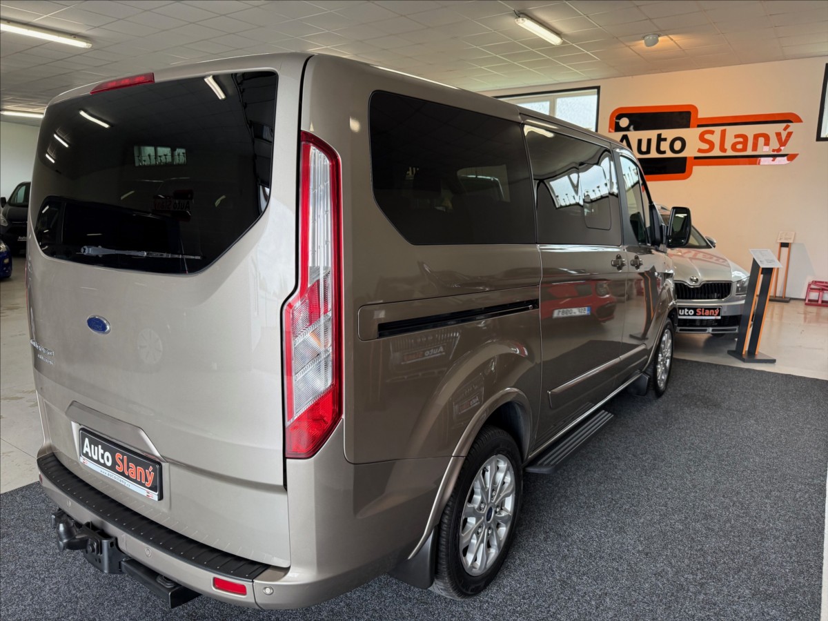 Ford Tourneo Custom