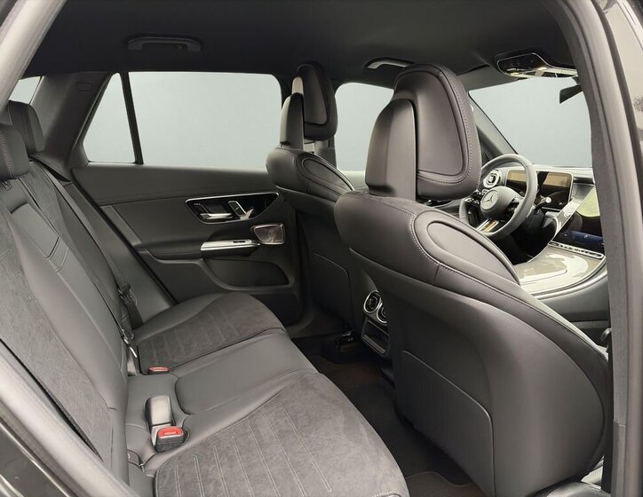 Mercedes-Benz GLC SUV 2,0 l 145 kw