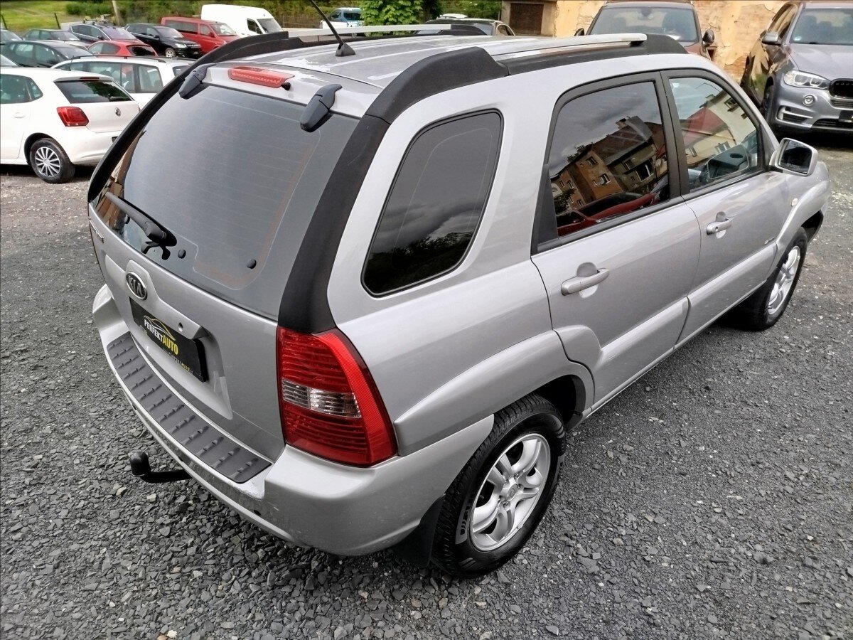 KIA Sportage SUV / Terénní 2,0 l 103 kw