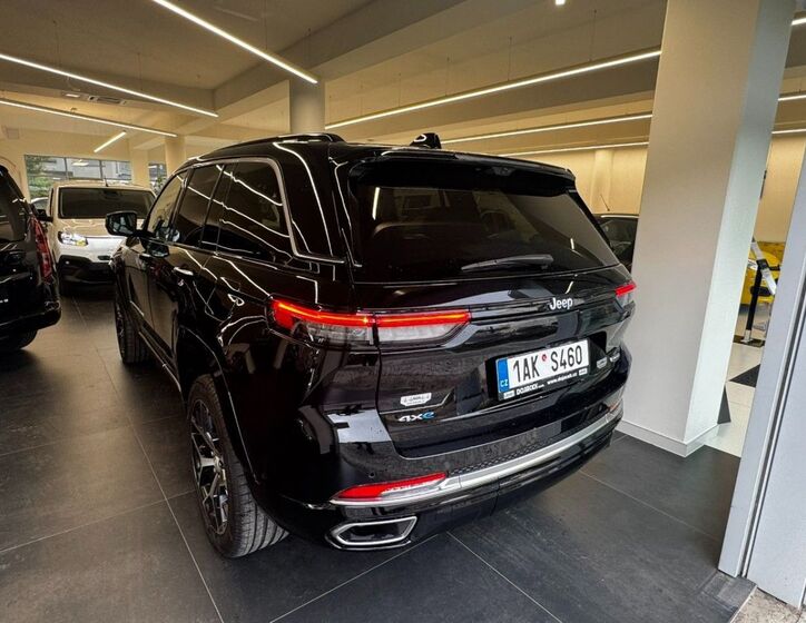 Jeep Grand Cherokee 5