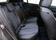 Peugeot 2008 SUV 1,2 l 96 kw