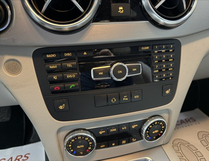 Mercedes-Benz GLK 16