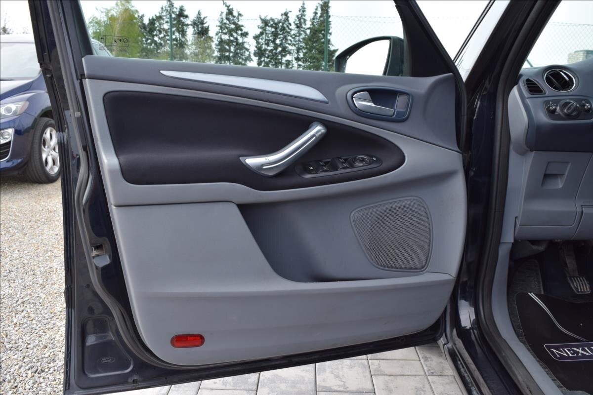 Ford Galaxy MPV 2,0 l 103 kw