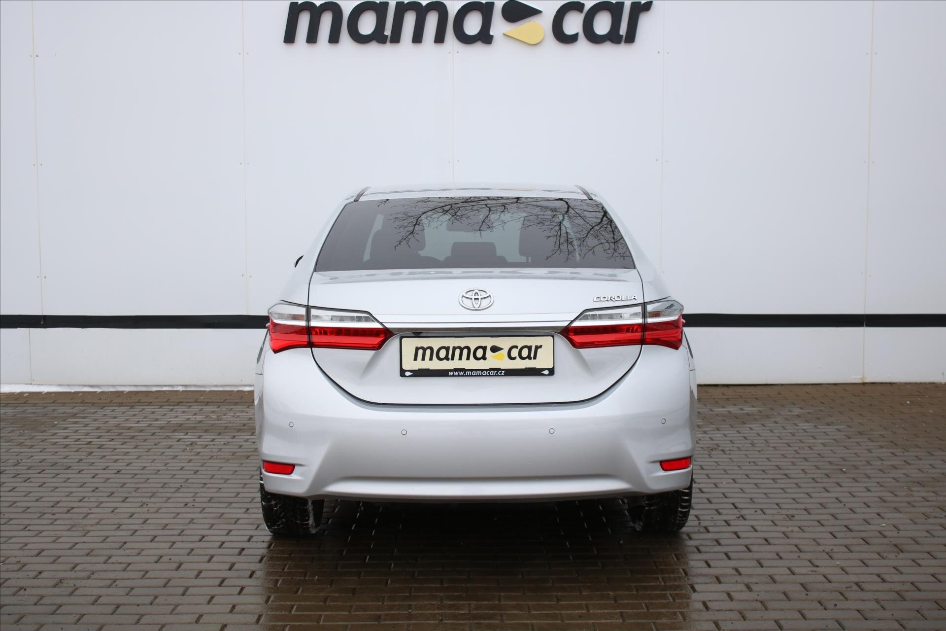 Toyota Corolla Sedan 1,6 l 97 kw