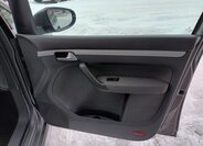 Volkswagen Touran MPV 1,2 l 77 kw