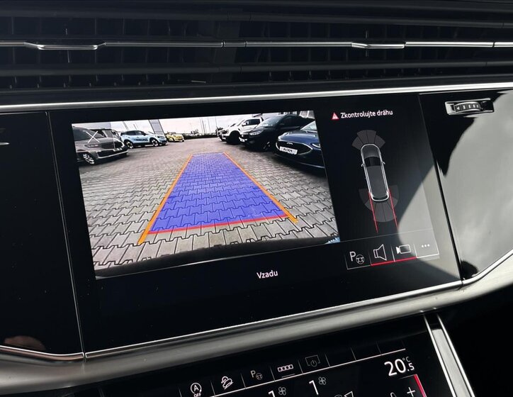 Audi Q7 SUV / Terénní 3,0 l 210 kw