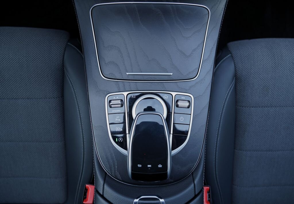 Mercedes-Benz Třídy E Sedan 2,0 l 143 kw