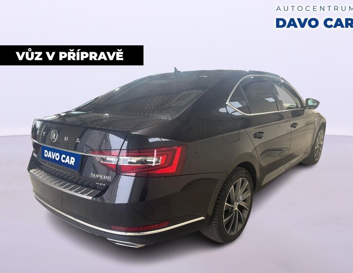 Škoda Superb 3