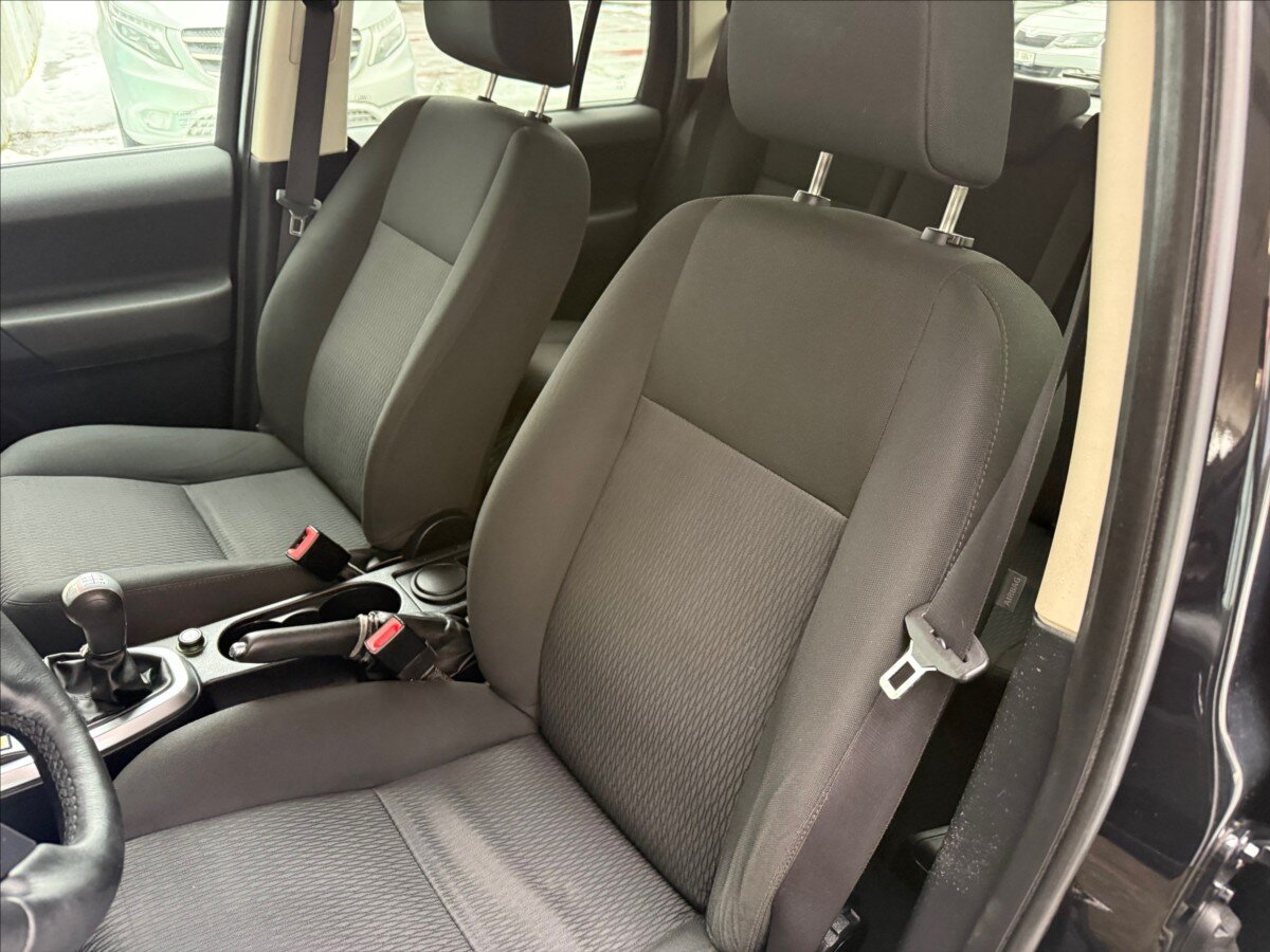 Land Rover Freelander SUV 2,2 l 110 kw