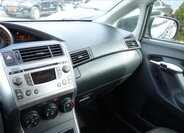 Toyota Verso MPV 1,6 l 97 kw