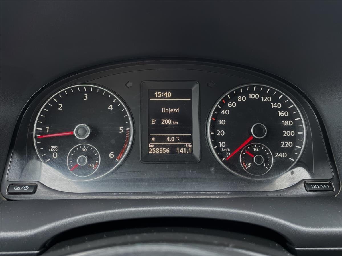 Volkswagen Caddy Skříň 2,0 l 81 kw