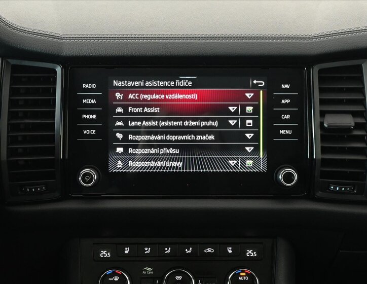 Škoda Kodiaq SUV / Terénní 1,5 l 110 kw