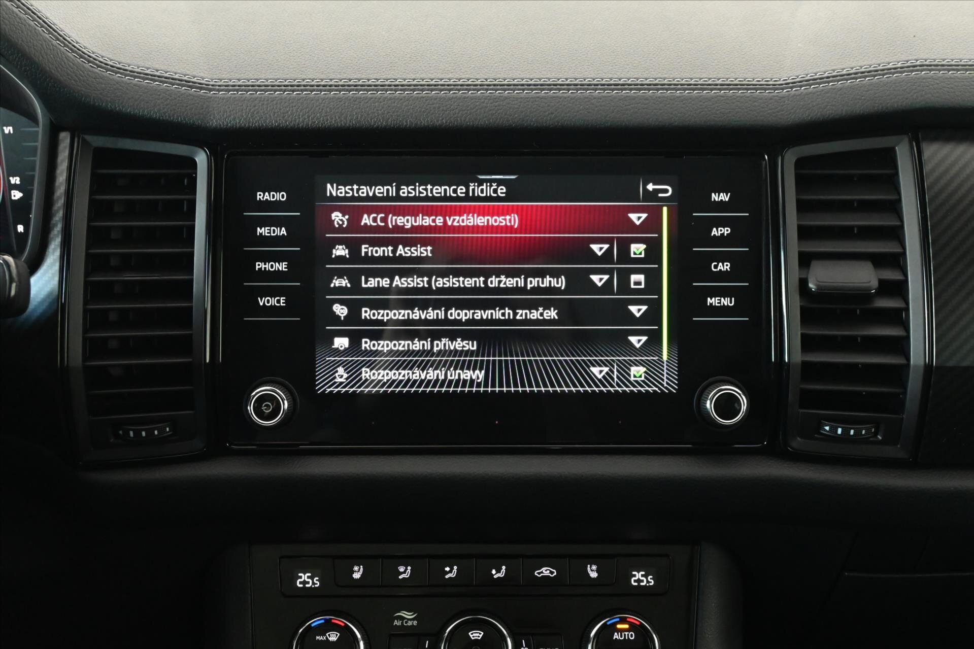 Škoda Kodiaq SUV / Terénní 1,5 l 110 kw